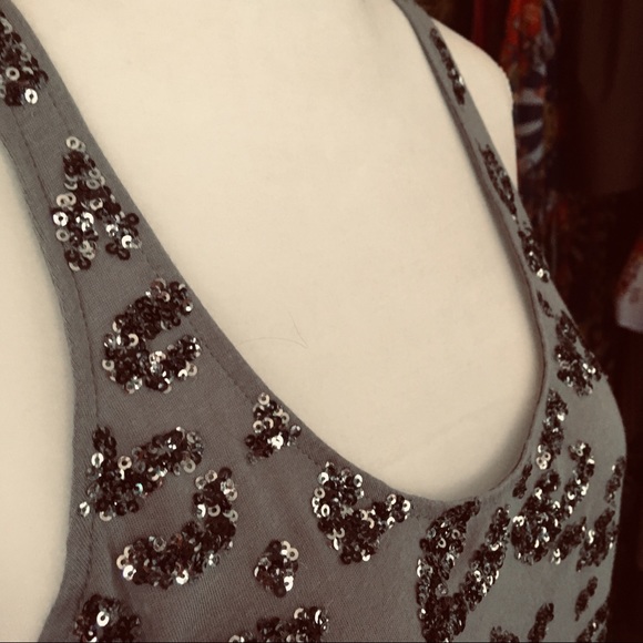 🎉BOGO🎉Express Leopard Sequins Racerback Tank - Picture 5 of 8